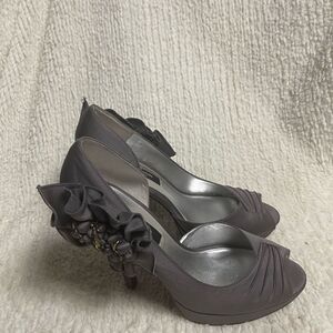Nina Elegant Satin dark Gray Heels peep toe with side Ruffle Detail SZ10